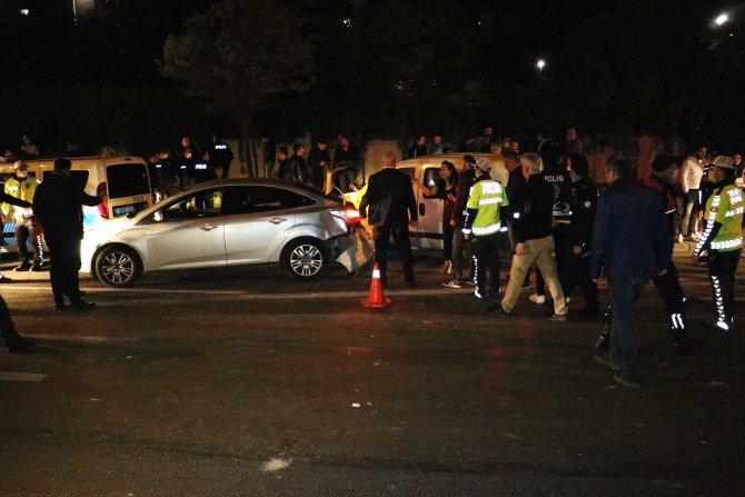 Alkollü sürücü polis uygulama noktasında daldı:5 polis yaralı