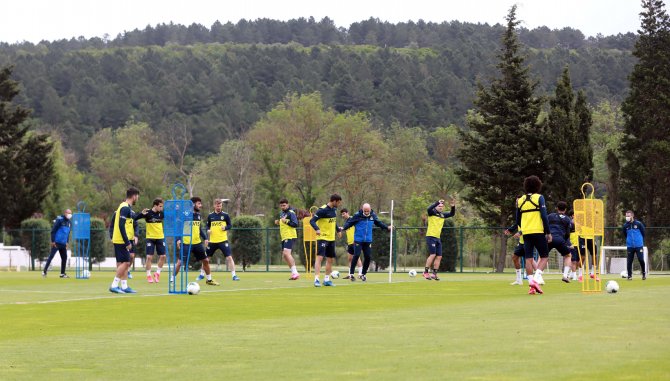 Fenerbahçe, kuvvet ve dayanıklılık çalıştı