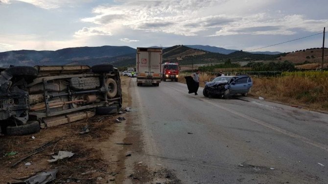 İzmir’de trafik kazası: 5 yaralı
