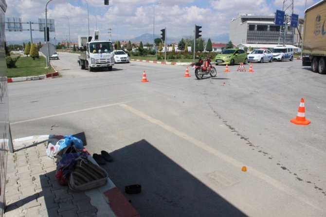 Karaman’da motosiklet ile kamyonet çarpıştı: 1 yaralı