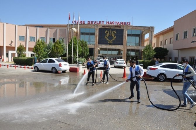 Cizre Devlet Hastanesi dezenfekte edildi