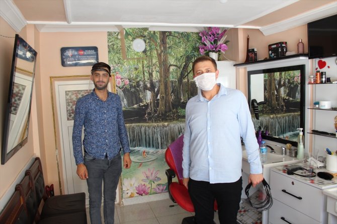 Yunak Kaymakamlığı'ndan berber ve kuaförlere siperlik maske desteği
