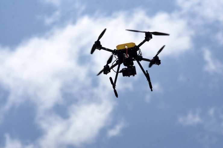 Üniversite, 3 kilo yük taşıyabilen insansız hava aracı 'multicopter' üretti