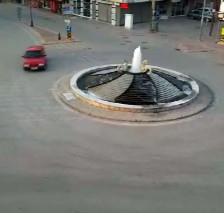 Kavşakta drift yapan sürücüye 6 bin 100 lira ceza