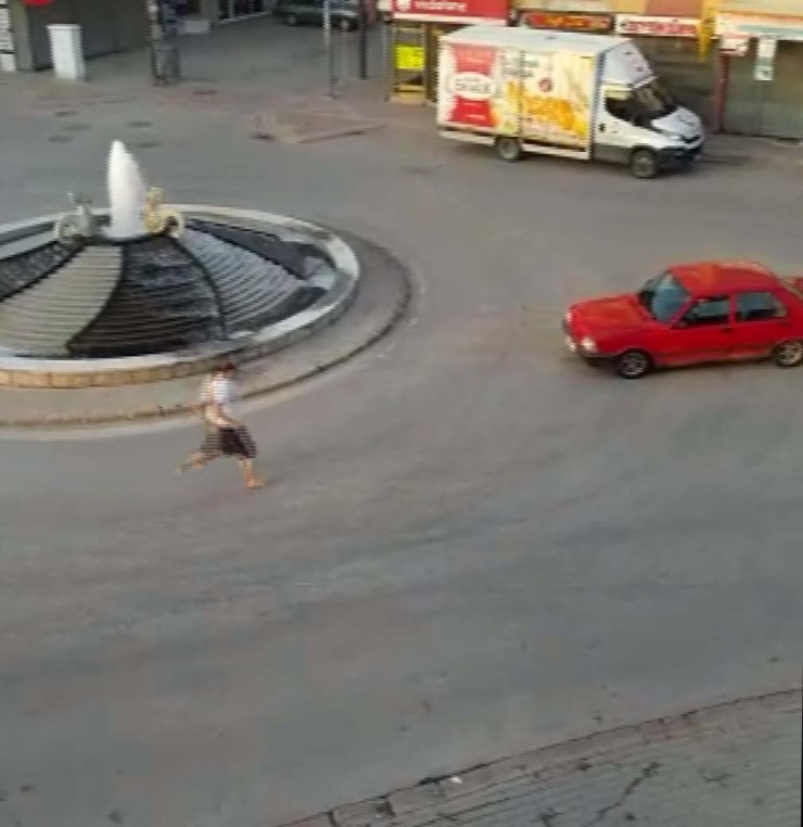 Kavşakta drift yapan sürücüye 6 bin 100 lira ceza