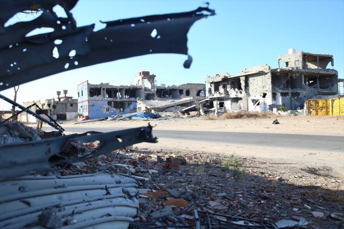 Hafter milisleri Trablus'tan çekilirken geride büyük yıkım bıraktı