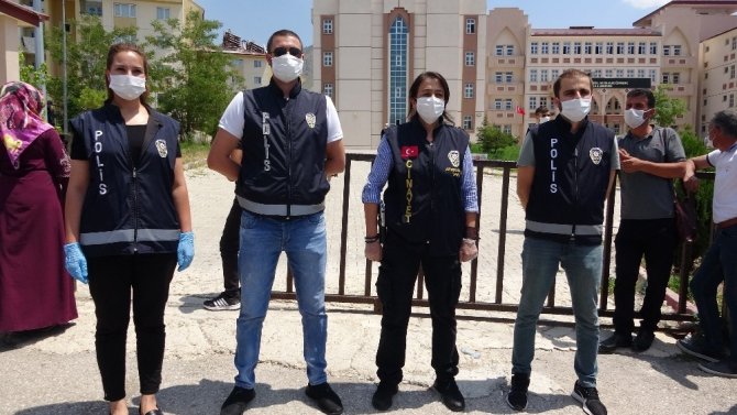 Polis ekipleri öğrenciyi sınava bir dakika kala yetiştirdi