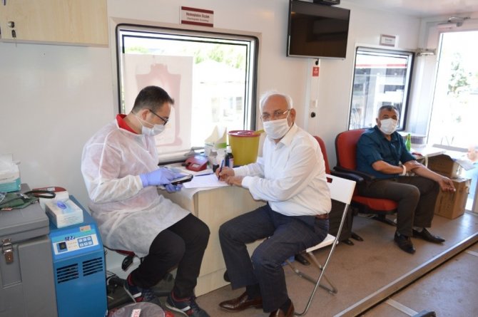 Kırıkkale’de Türk Kızılayına kan bağışı