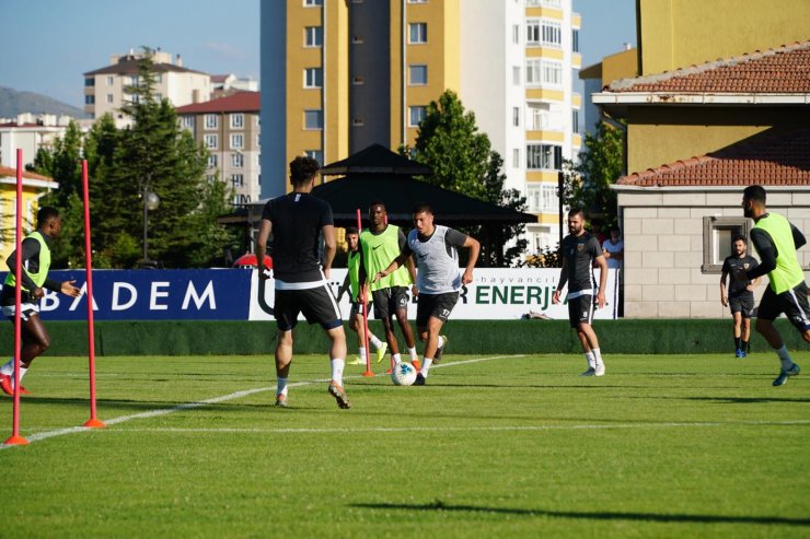 Hes Kablo Kayserispor'da Beşiktaş maçı hazırlıkları devam etti