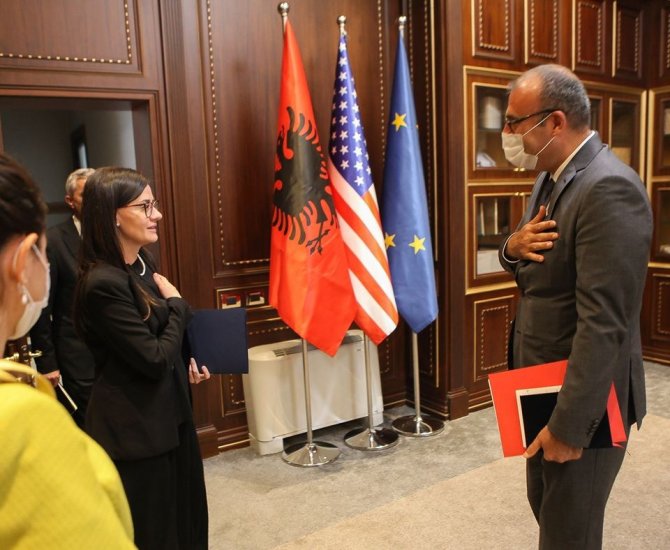 Kosova Dışişleri Bakanı Stublla’dan Türkiye’ye teşekkür