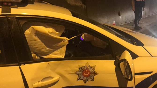 Rize’de zincirleme trafik kazası: 1’i polis 6 yaralı