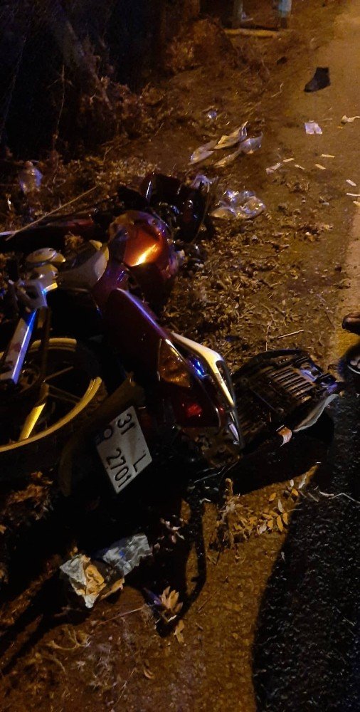 Hatay Arsuz’da trafik kazası: 1 ölü, 2 yaralı