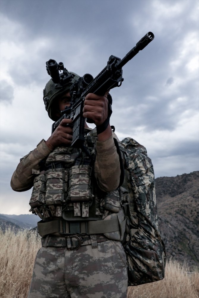 Pençe-Kaplan Operasyonu'nda PKK'lı 3 terörist etkisiz hale getirildi
