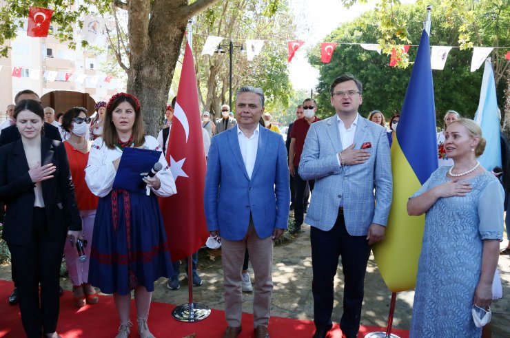 Ukraynalı Bakan Antalya'da park açtı