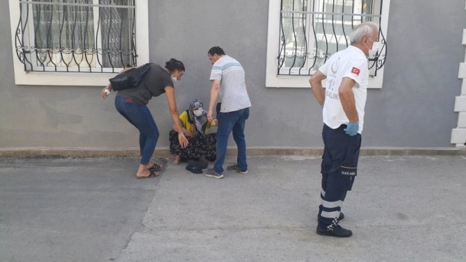 Kadınların taşlı sopalı çöp kavgası... 2’si kadın 3 kişi yaralandı, 5 kişi gözaltına alındı