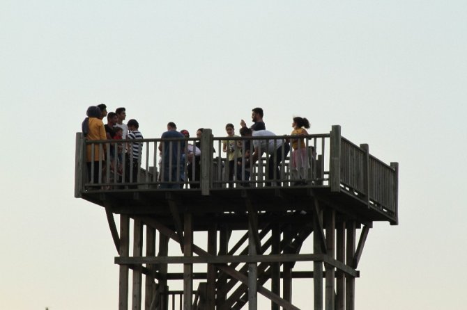 Beyşehir Gölü Milli Parkı’ndaki Leylekler Vadisi’ne ziyaretçi ilgisi artıyor