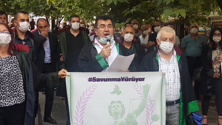 Tunceli'de, avukatlardan 'çoklu baro' protestosu
