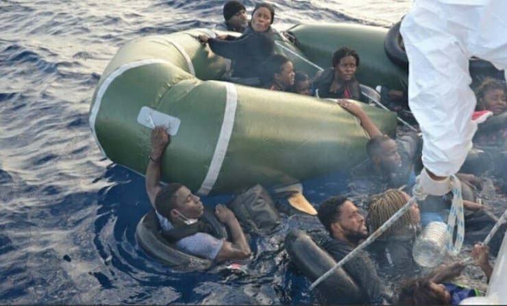 Yunanistan, 6 ayda, 3 bin 603 göçmeni Türk karasularına geri itti
