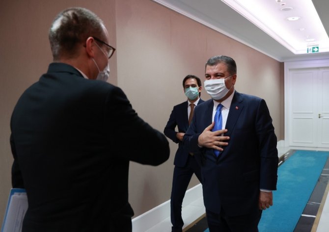 Sağlık Bakanı Fahrettin Koca’nın Kluge ile görüşmesi başladı