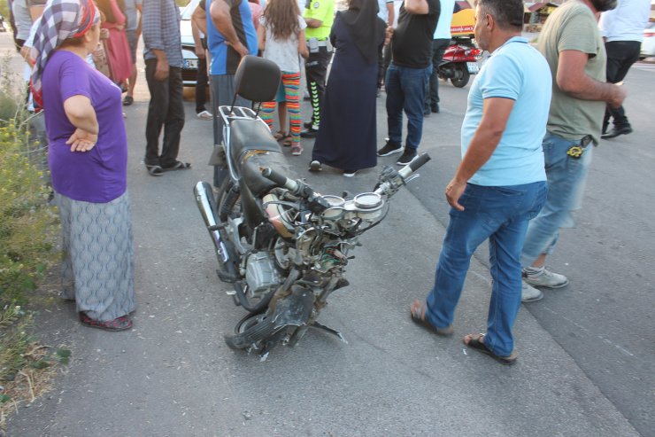 Otomobil ile motosiklet çarpıştı: 1 ölü, 1 yaralı 