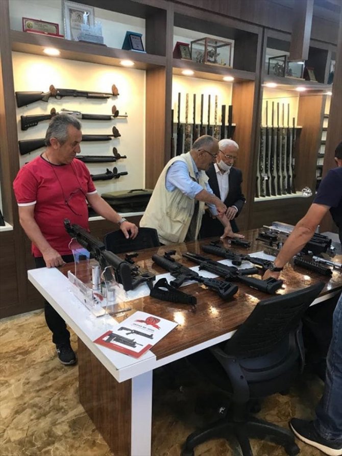 Başkan Bayındır av tüfeği üretim merkezi mahalleleri ziyaret etti