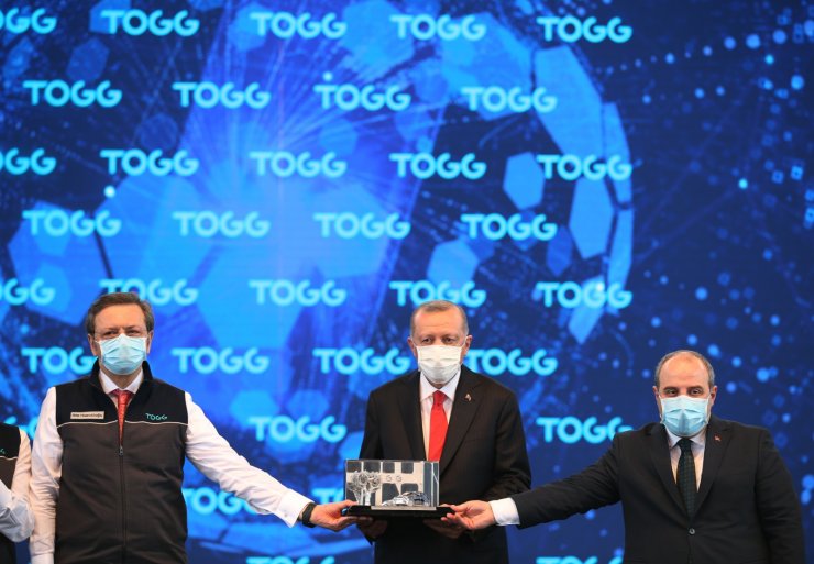 İlk yerli otomobil TOGG'un fabrika temeli Bursa'da atıldı (2)- Yeniden