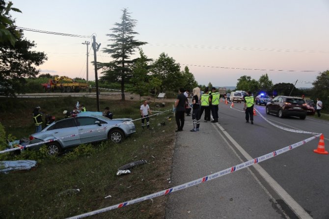 Kazada aynı aileden 5 kişi hayatını kaybetti