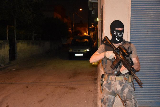 Adana'da terör uygulaması