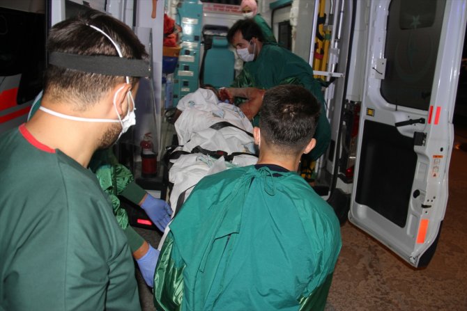 Konya'da boğazı kesilen kişi, kendi kullandığı aracıyla hastaneye gitti