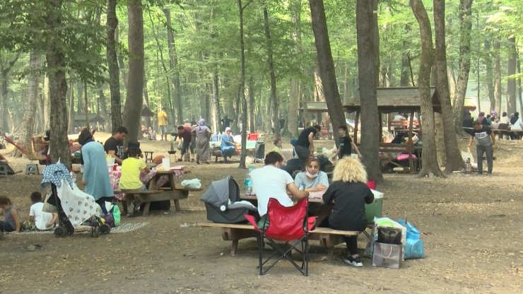 Belgrad Ormanı'nda bayramın son günü yoğunluğu
