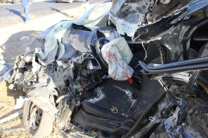 Diyarbakır’da bayram dönüşü feci kaza: 1 ölü, 5 yaralı