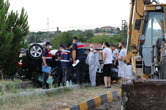 İstanbul’a tayini çıkan polis memuru kazada yaralandı