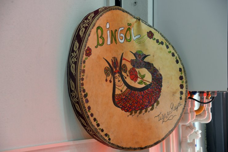 İzmirli öğretmen, Bingöl'de çocuklar için ücretsiz sanat evi açtı