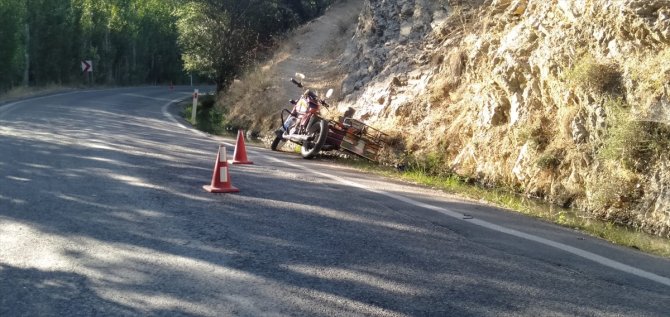 Kahramanmaraş'ta motosiklet devrildi: 1 ölü, 1 yaralı