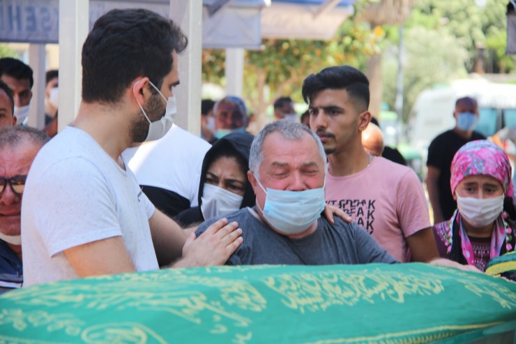 Ankara- Konya yolundaki kazada hayatını kaybedenler gözyaşları içinde toprağa verildi