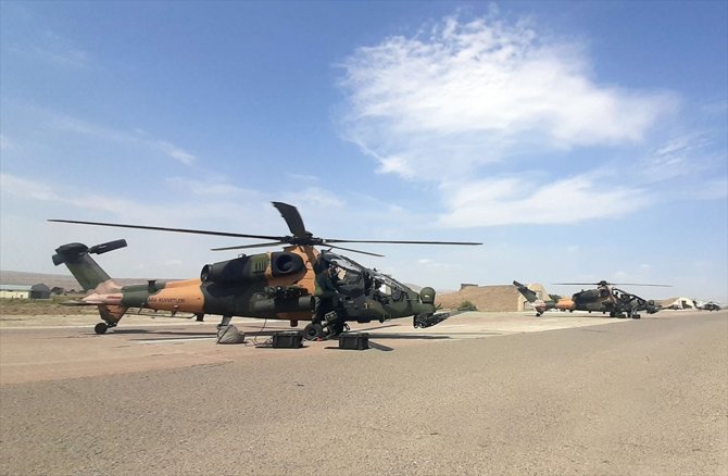 Azerbaycan'daki ortak tatbikatta ATAK helikopterleri de yer aldı