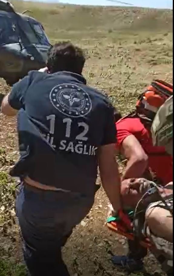Yaylada kalp krizi geçiren çobanın imdadına jandarma helikopteri yetişti