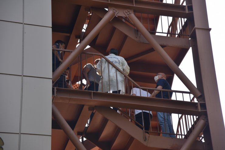 Panoramik asansör boşluğundaki ceset Faruk'un çıktı