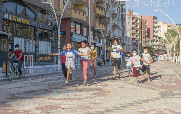 Mardin'de kilim desenli sokaklar ilgi odağı oldu