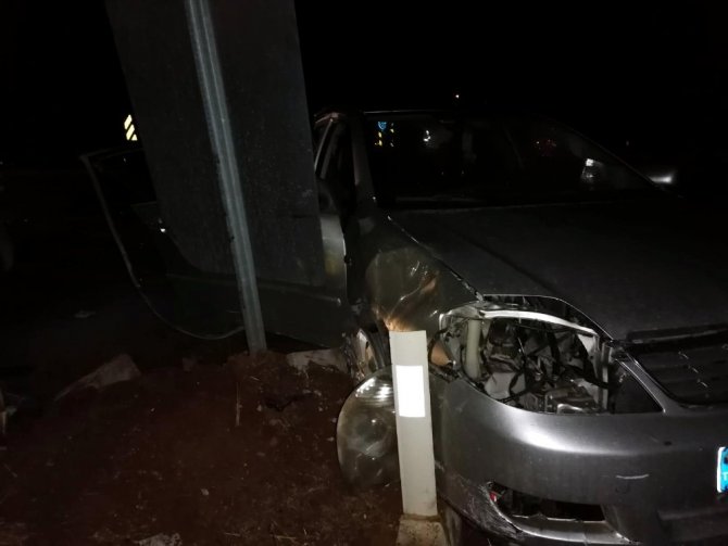 Konya’da otomobille kamyonet çarpıştı: 1 ölü, 2 yaralı