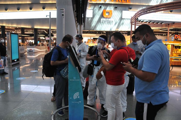 İstanbul Havalimanı'nda koronavirüs denetimi