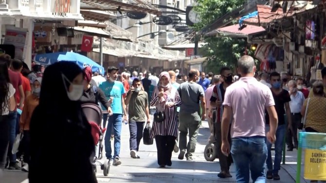 Gaziantep’te bir günde 2 bin 547 kişiye ceza