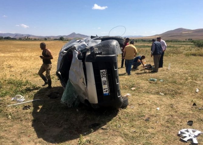 Erzincan’da trafik kazası: 1 ölü, 4 yaralı