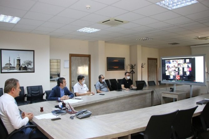 Ekinci, 16 ilçe Müdürü ile ’Öğretmen Eğitimi’ toplantısı yaptı