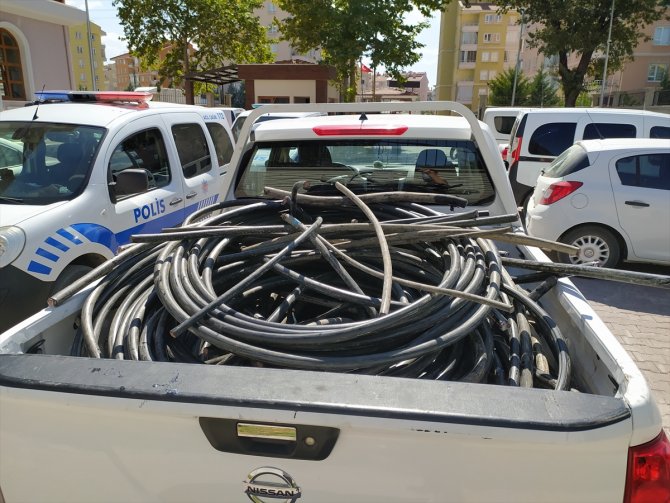 Konya'da taşeron işçiler çalıştıkları şirkete ait kabloları hurdacıya satmışlar
