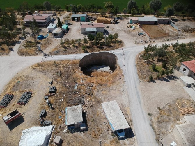 Konya'da obruk oluşabilecek bölgeler uydu görüntüleriyle tespit edilecek