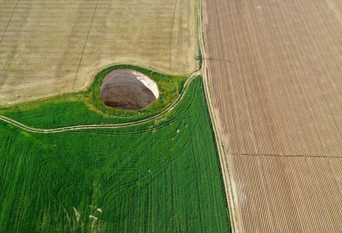 Konya'da obruk oluşabilecek bölgeler uydu görüntüleriyle tespit edilecek