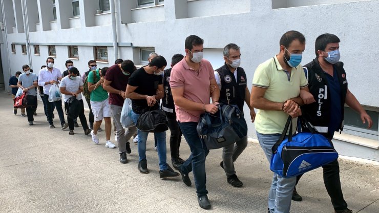 Adana merkezli 15 ilde FETÖ operasyonu: 6 tutuklama