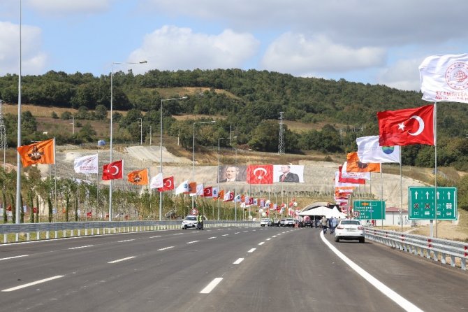 Kuzey Marmara Otoyolu’nun 57,4 kilometrelik etabı açıldı