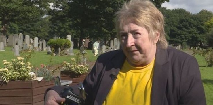 Annenin 45 yıl önce ölen bebeğinin mezarı boş çıktı